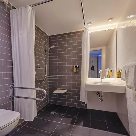 Hotel Express By Ihg 3*